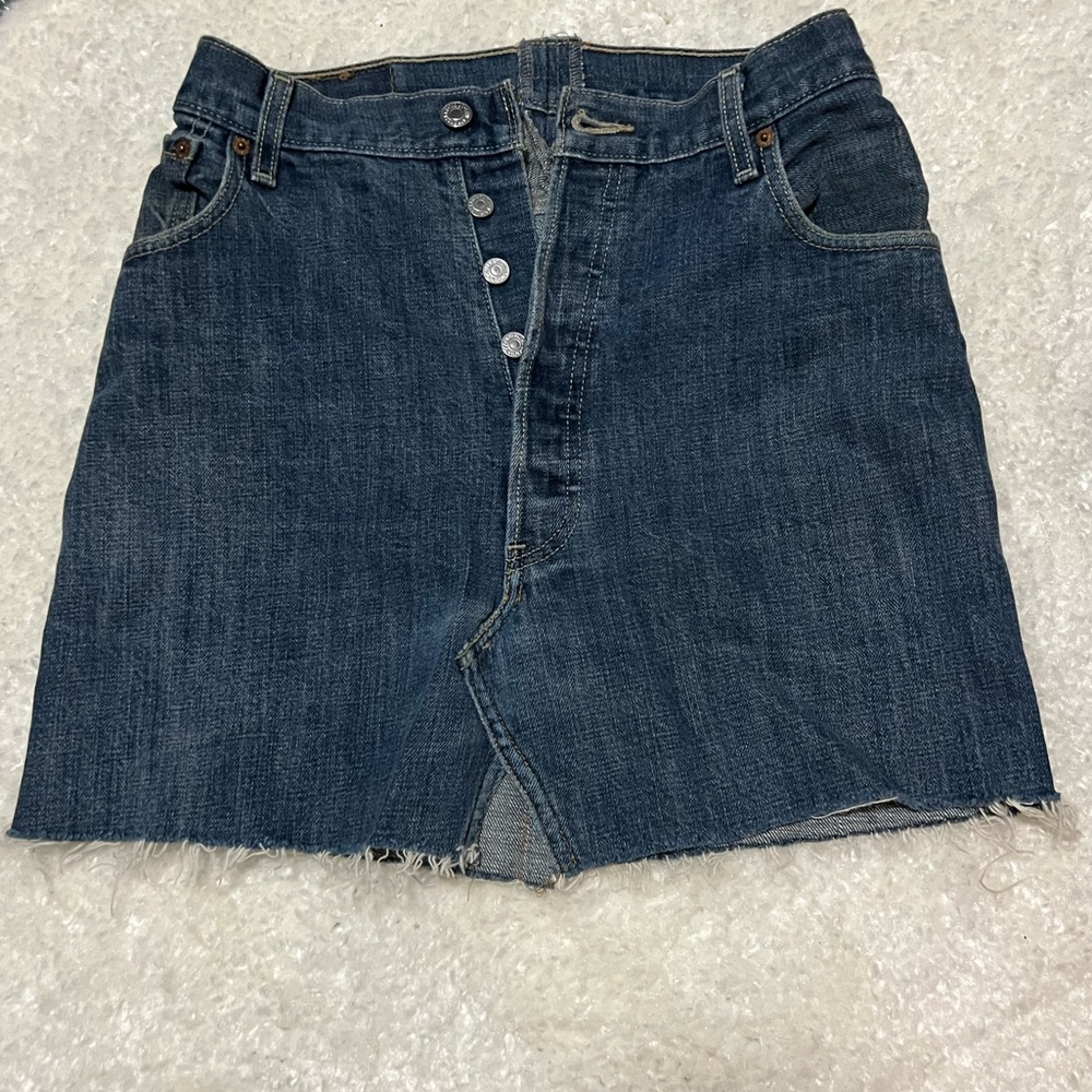 NWT $59 Urban Renewal | Levi’s 501 Button Down Jean Skirt in Blue with Raw Hem